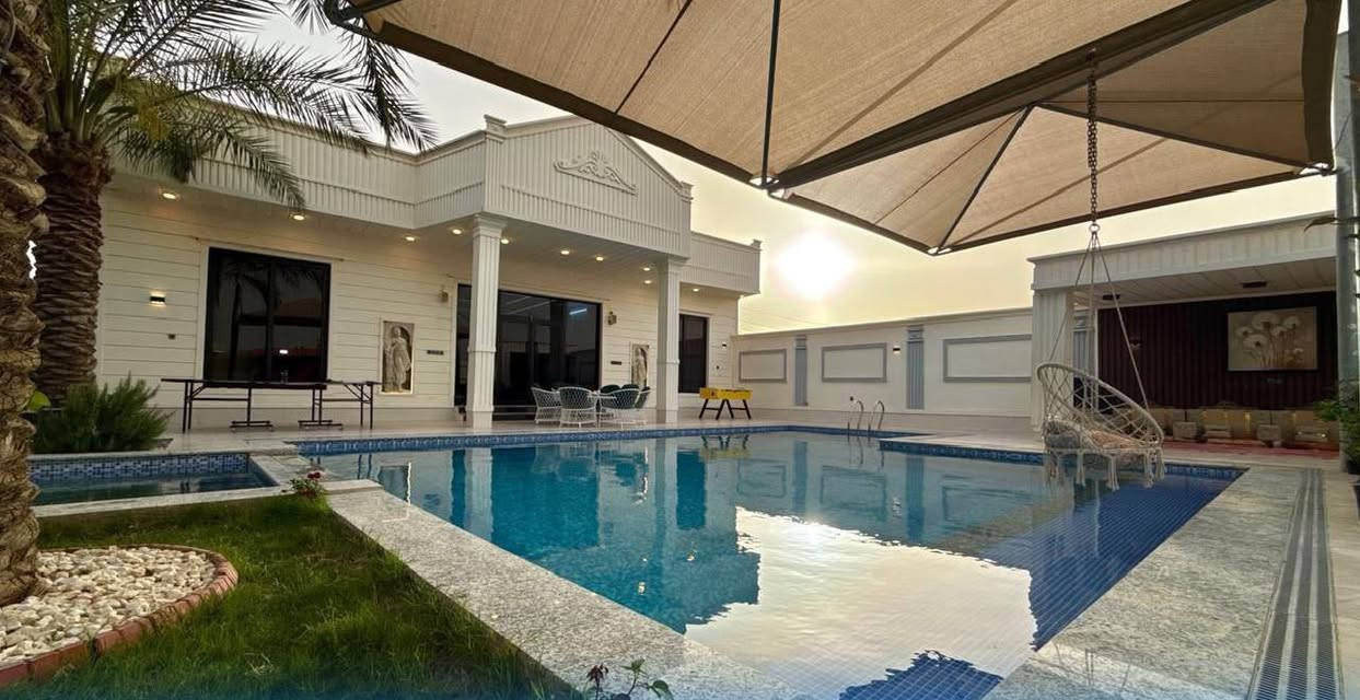 منتجع🏝️vip
موثقه بتطبيق اجرلي 
***********
يتوفر كافة وسائل الراحة 👏🏻
مسبح كبير🏊🏻
مسبح صغير🏊🏻‍♀️
غرفتين نوم وصالة كبيرة مكيفة🏘️
مطبخ داخلي 🥘🍚
شواية سمك و كافة ملحقاته🍖🍗
مراجيح🎡⛱️مع العاب للاطفال 
منضدة 🏓 
فيشة 🕴🏻🕴🏻
بليارد🎱

🔹شبكة انترنت 📶
🔹كهرباء 24 ساعة💡

📍موقع المزرعة صلاح الدين قضاء بلد

للحجز اتصل☎️***********
