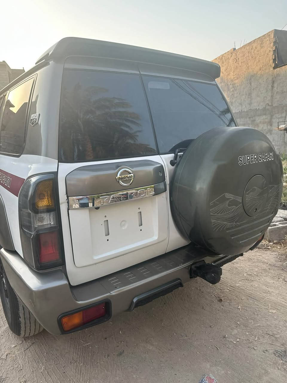 السلام عليكم اخوان سياره نيسان باترول سفاري 4800vtc السياره حيل نظيفه كفاله من الدعاميه للدعاميه السياره فول تزويد للاخير عزل تام داخل السياره داخليه كامله دركه كاربون فايبر سقف روز رايز داخليه كنتاره كشنات موديل 23 بلاد سيتم صوت متكامل سعره 200 دولار شاشه تدعم كار بلي منضومه غاز إيطالي 80 لتر تايرات بالون نظافه 95‎%‎ ام الجمل معلايه مزوده للاخير مكينه وكاله حجم المكينه 4800 السياره كلها بشرط برغي ماكو نقص السياره بدون ضرر او حادث كفاله من الشخط مصبوغه عام تحديث موديل 23 السياره مرقمه ديالى باقي التفاصيل اتصل وتدلل***********
