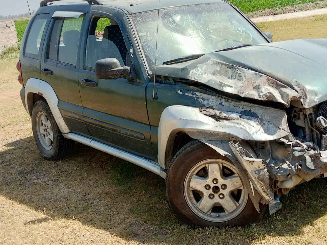 سيارة  حادثه موضح بالصور
ابيع ع هاي الوضعيه
جيب لبرتي ٢٠٠٦
تحويل  مباشر 
مكلف بالنشر 
صاحب السياره ***********
