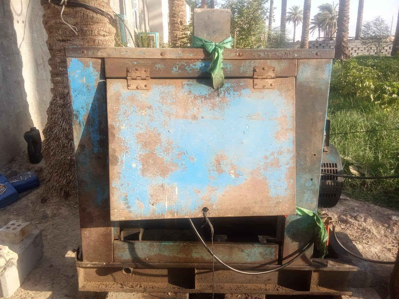 مولد للبيع 2 بستم ايطالي دويز كابينه وشاصي بلادي جاهز طبكه وليس كوبلن درجه أولى شغال وعلفحص 11كيفي 44انبير السعر 1250مليون وربع والله مو سعره المولد خير من الله مكاني الصويره رقم الموبايل ***********
