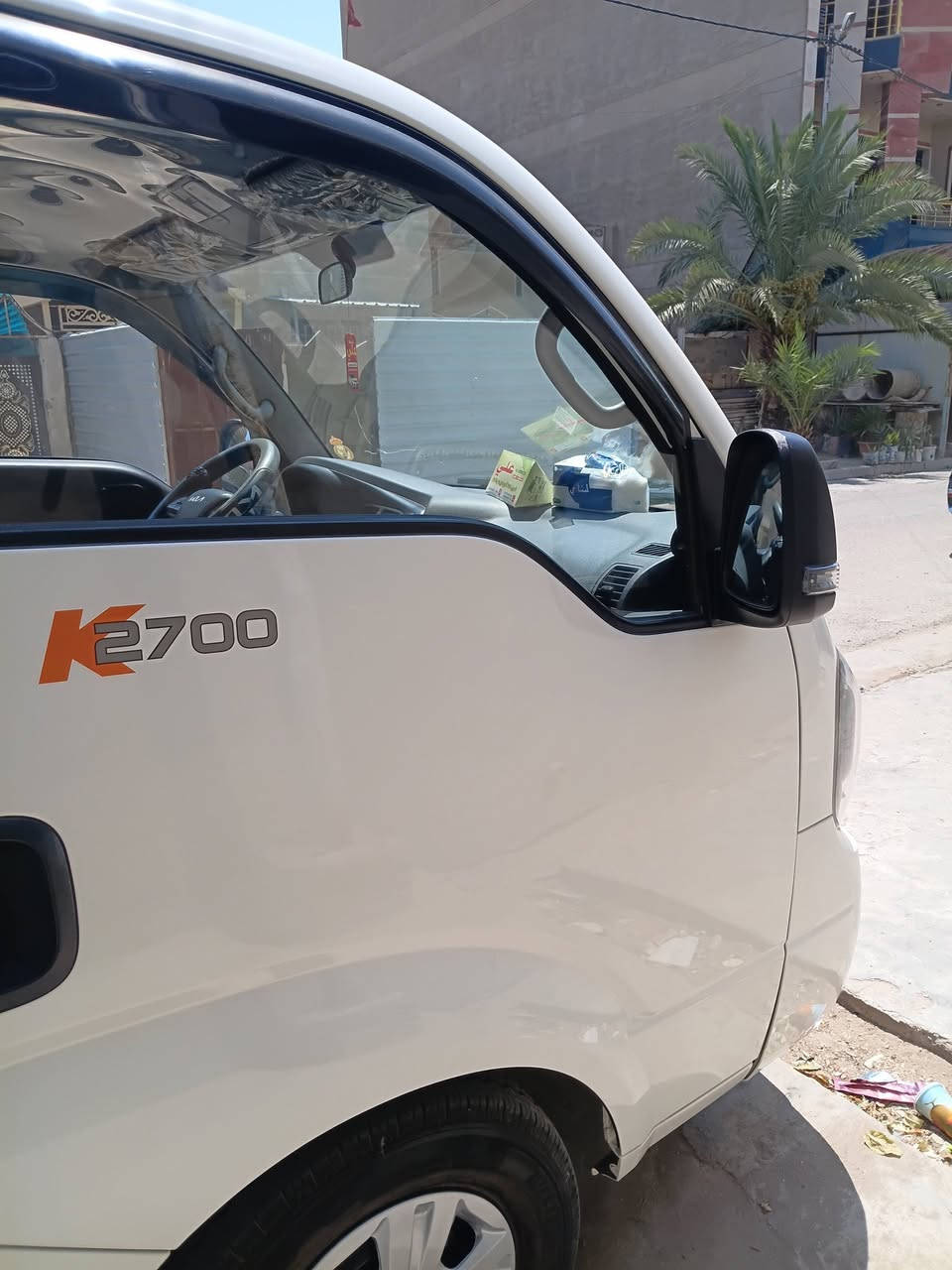 كيا ٢٧٠٠ دبل قماره 
موديل ٢٠٢٣ 
مراوس باي سياره اشعندك نزل 
رقم بغداد الجديد 
عداد المسافه 90الف
السياره باسمي 
الساره بيه رصعة جوه الباب الخلفي كلش خفيفه
وبيه صبغ رشه بالدعاميه والبنيد كلشش قليللل
الساره  ما شاء الله كلش نضيفة ومال جنايي
السعر 167$ ورقة وبيه مجال للطيبين
العنوان بغداد _ الكرخ
للاستفسار الاتصال على الرقم 
***********
