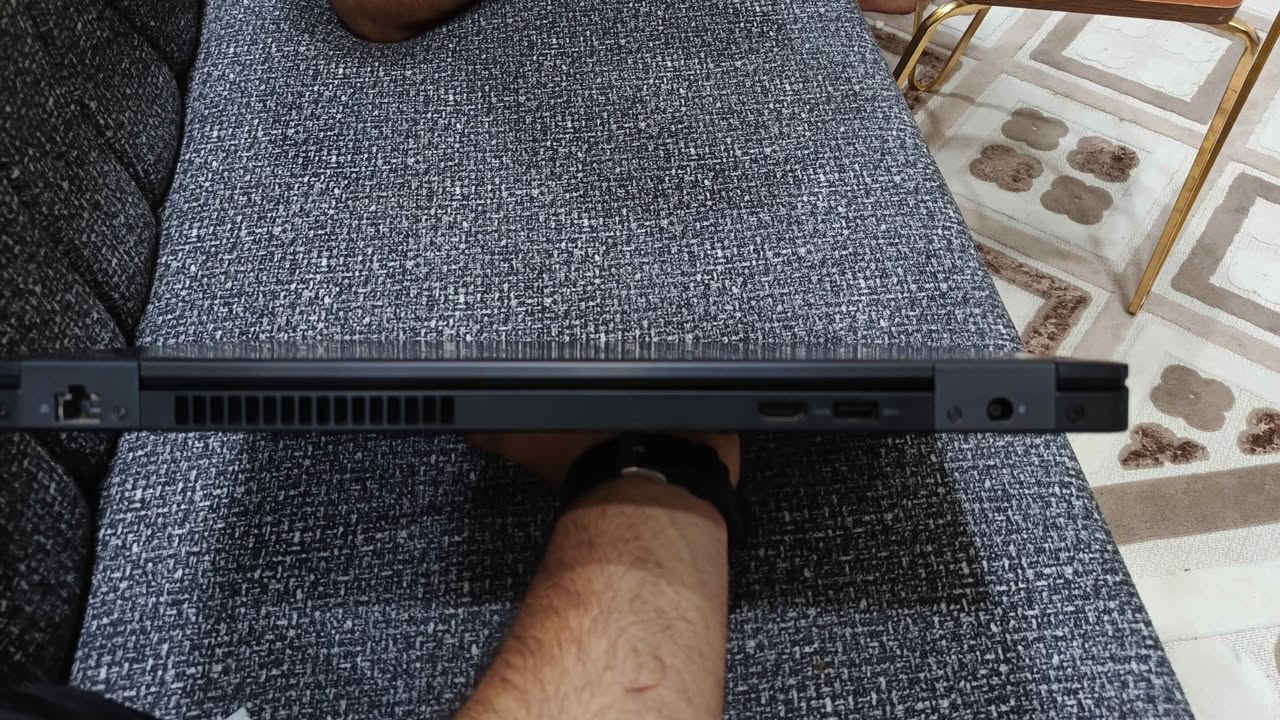 ديل لاتيتيود ٥٥٩٠ • i7-8650U • SSD ٢٣٨GB
