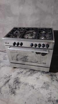 طباخ ايطالي • نضافة ٩٠٪ • بصره زبير