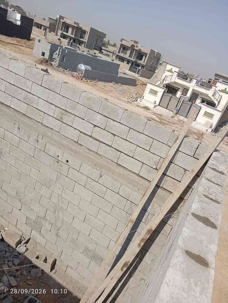 اسطه بناء متفرغ حالين الف بلوكه ب 225
***********

نص مكتوب في الصور:
- 28/09/2026 10:09
- 28/09/2026 10:10