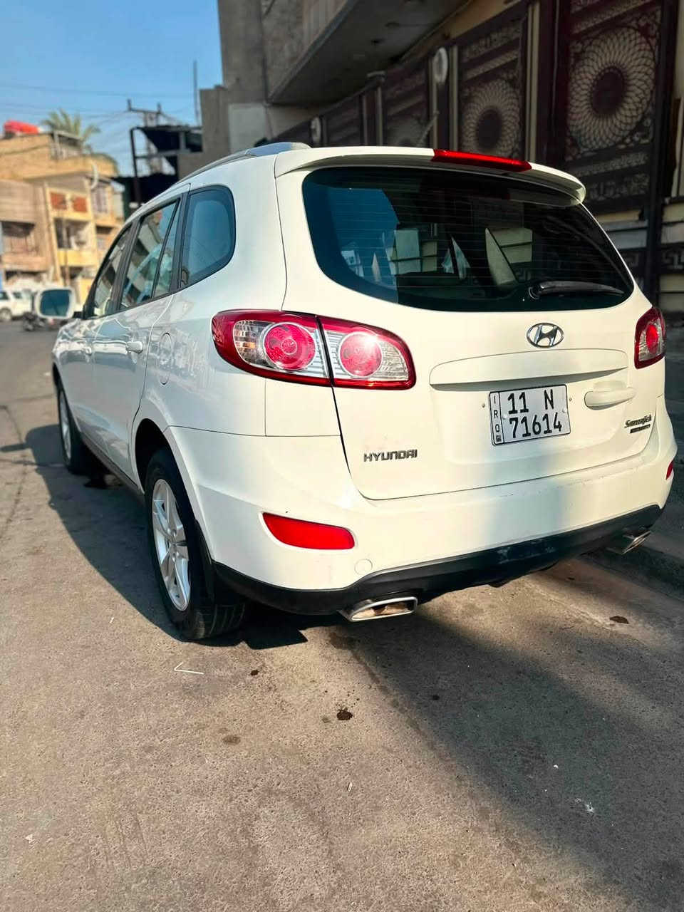 السلام عليكم سنتافيا موديل ١٢ جديدة ومكفولة كفالة عامة حت الدعاميات كفالة كير  مكينة مكفول بيه شخط بسيط موضح بصور السعر ١٥٣عنوانه بغداد الطالبية ***********
