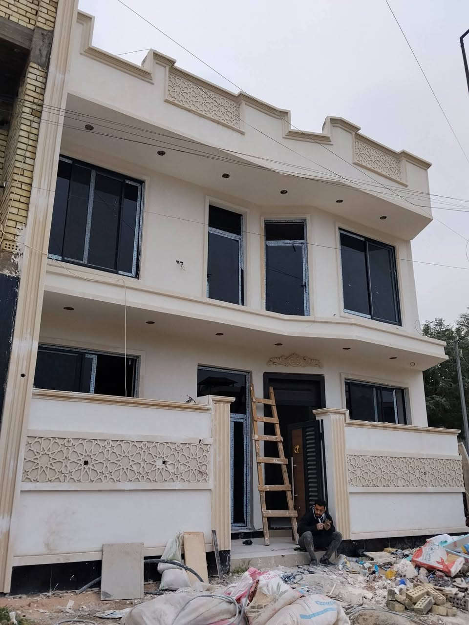 جميع انواع الألمنيوم والجام 
رسلنا وراح تلكانا  الأنسب 
***********
