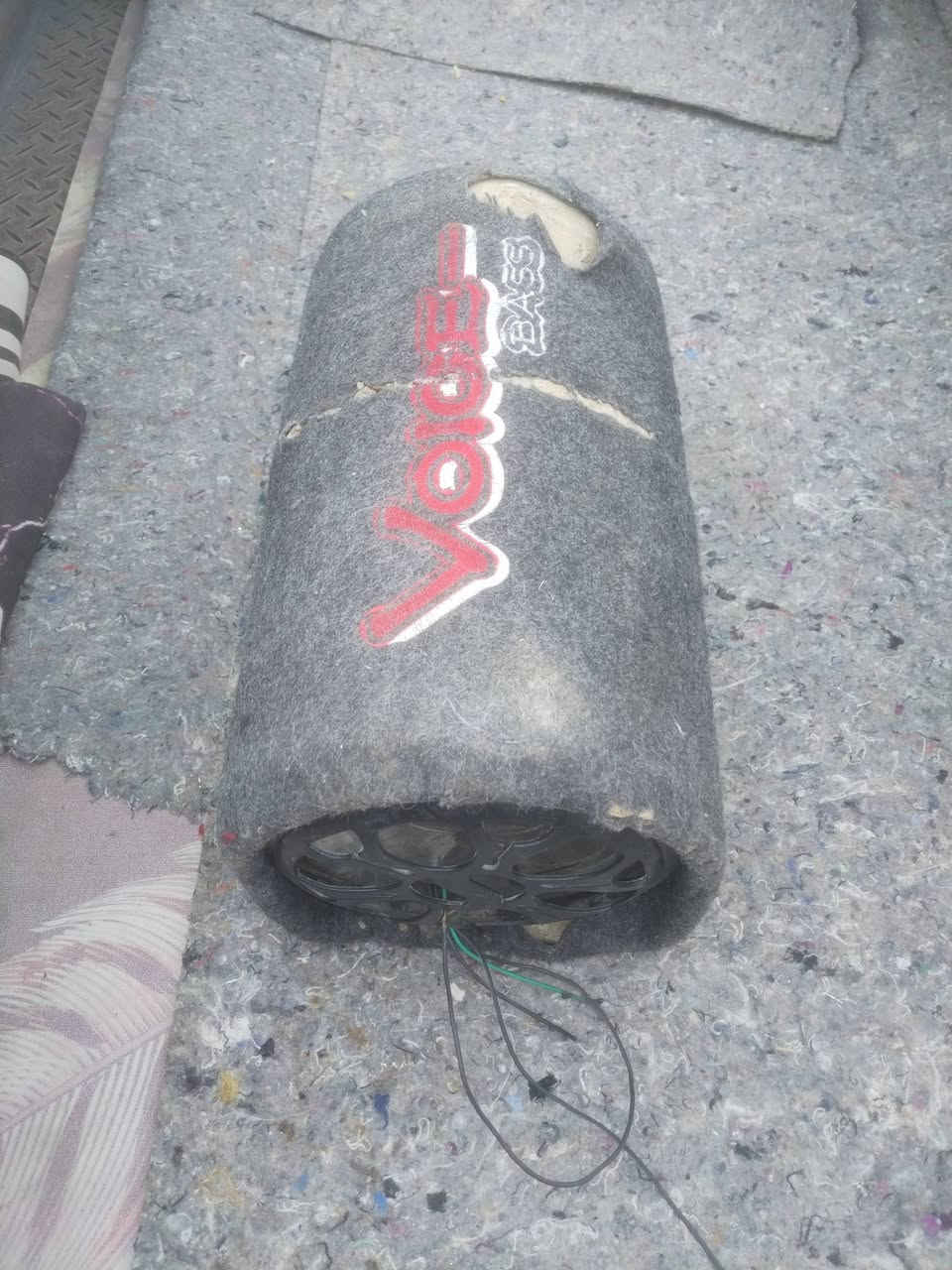 السلام عليكم شباب منو محتاج هاي السماعه للبيع ب 30 وبيها مجال عنوان الحيدريه خان النصر،،، ***********
