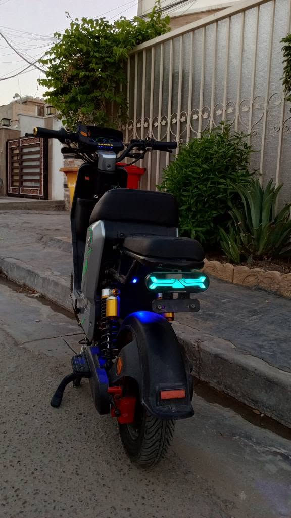 السلام عليكم دراجه شحن ار تسعه من شركه ونلي خمس بطاريات دبل الدراجه بعدها زيرو ما ماشيه مشتريها من شهر8 صارلها شهر تقريبا 
هذا رقمي بي واتساب *********** بغداد, العراق
