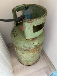 قنينة غاز • نص