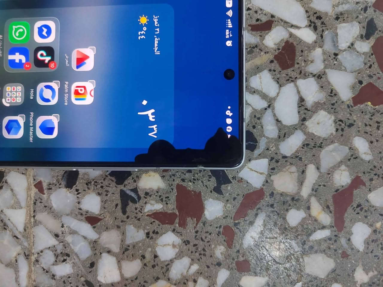 السلام عليكم 
الجهاز  انفنكس نوت 50برو للبيع السعر والتفاصيل اتصال ***********
جديد بس بي فطر بالشاشة فقط
