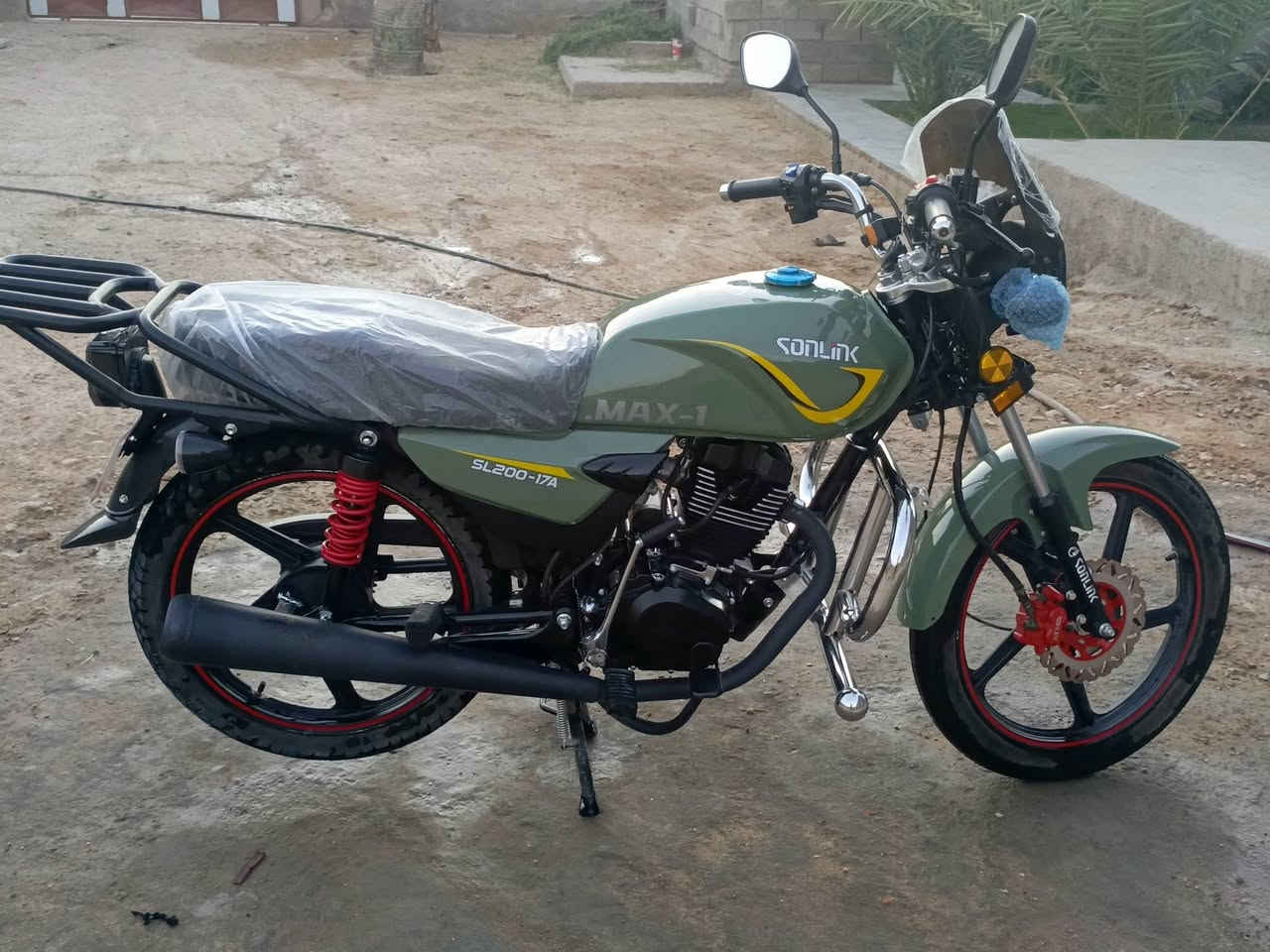 سونك لبيع25 او مراوس دراجة نضاف فول شركه ماشيه 600كيلو أوراق بصمات سويجات وصلت 950 ورايده مليون       شراي يتفضل وهاذه رقمي *********** مكاني القائم الكرابله
