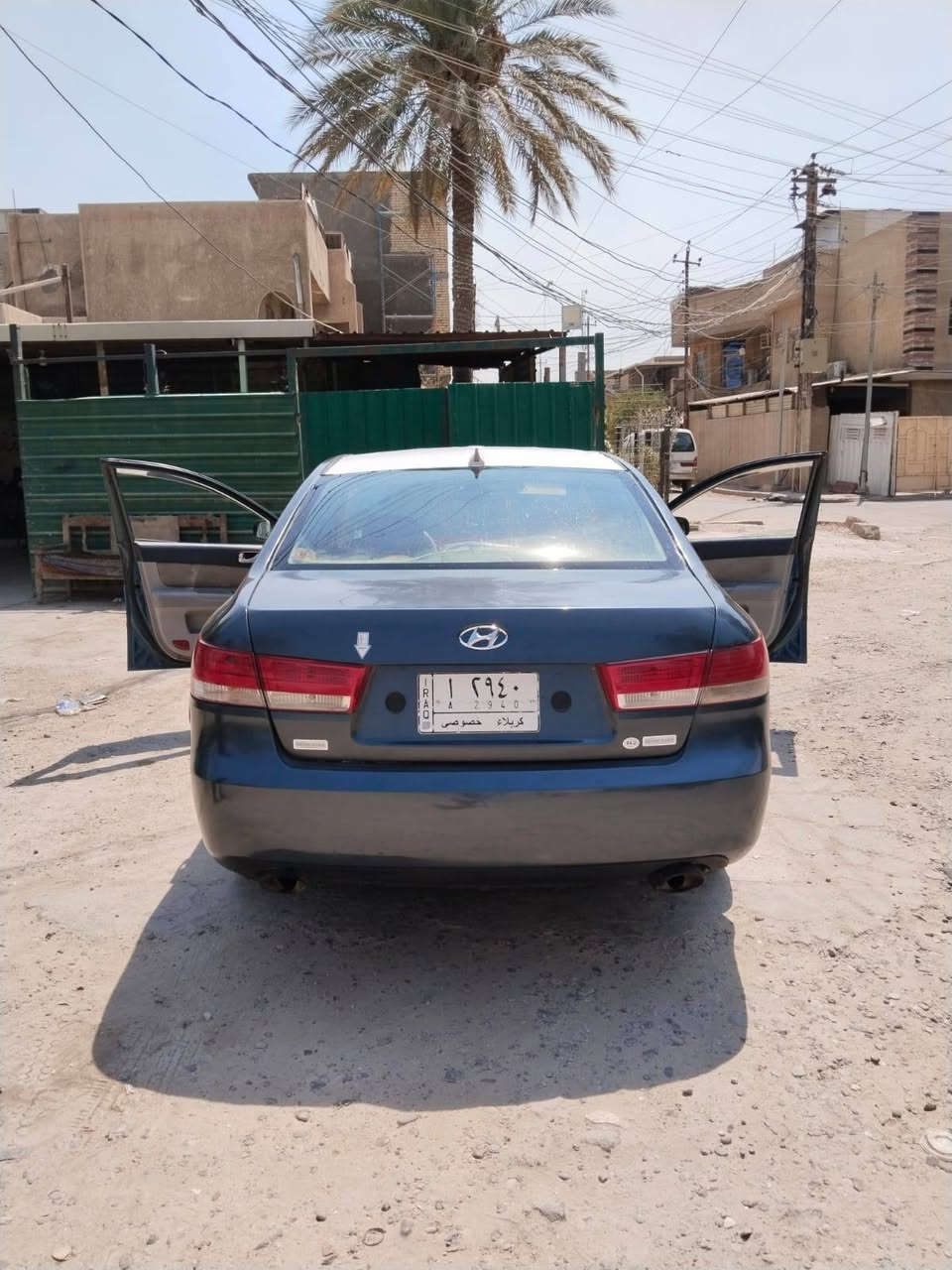 السلام عليكم سوناتا 2006 مصبوغة عام 
بيها طخات خفيفه مكينه 6 سلندر 3300 تخم تاير جديد كير جديد
رقم كربلاء مميز 4 ارقام سنويه 2028 تحكم ستيرن ويلكب دبل كزوز بنيد سلايت جام كهرباء تحويل اي وقت مكاني بغداد زعفرانيه 
سعر 65 وبيها مجال 
*********** مكلف ب النشر
