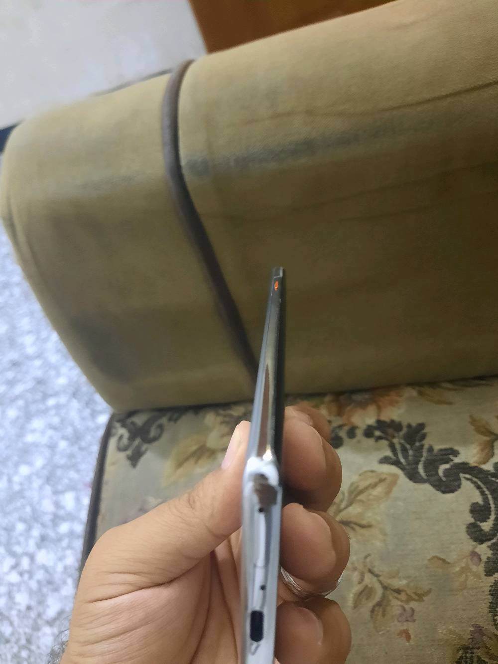 تكنو كامون 40 برو • ٢٥٦ • نضيف
