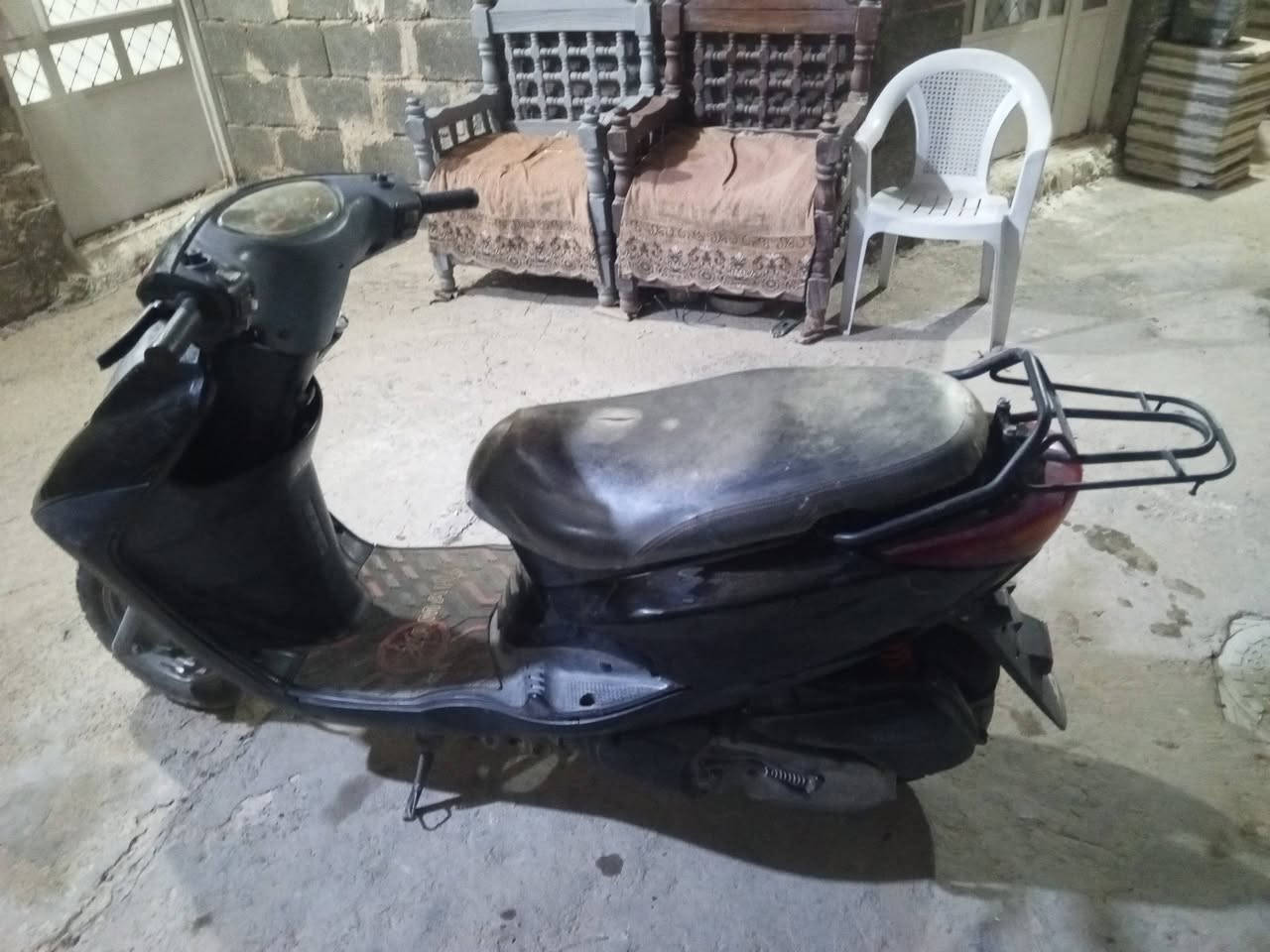 سلام عليكم  عندي دراجه بريز لبيع دراجه حلوه كلش كله شغاله دكره سلف سعر 650وبيه مجال مكاني بغداد حي لبتول رقمي ***********
