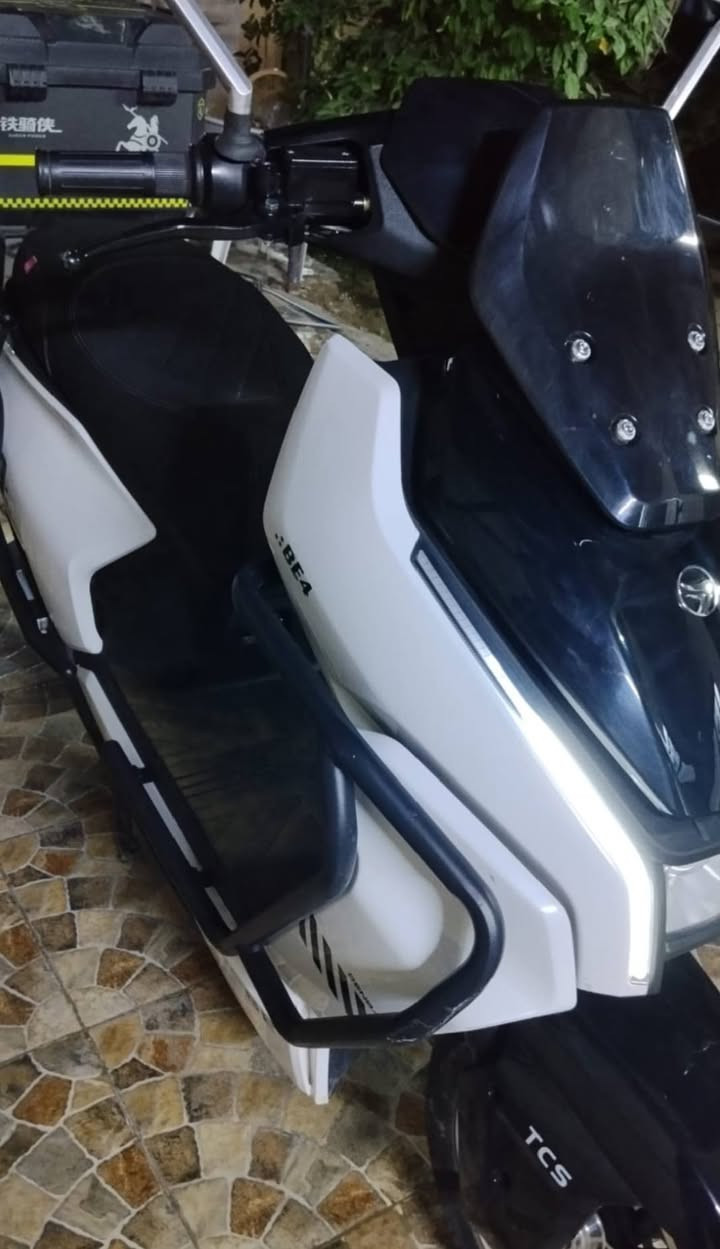 السلام عليكم 
دراجه شحن للبيع السعر 800 وبيها مجال 
اتصل وبيك خير ودلل ‏‪***********‬‏
