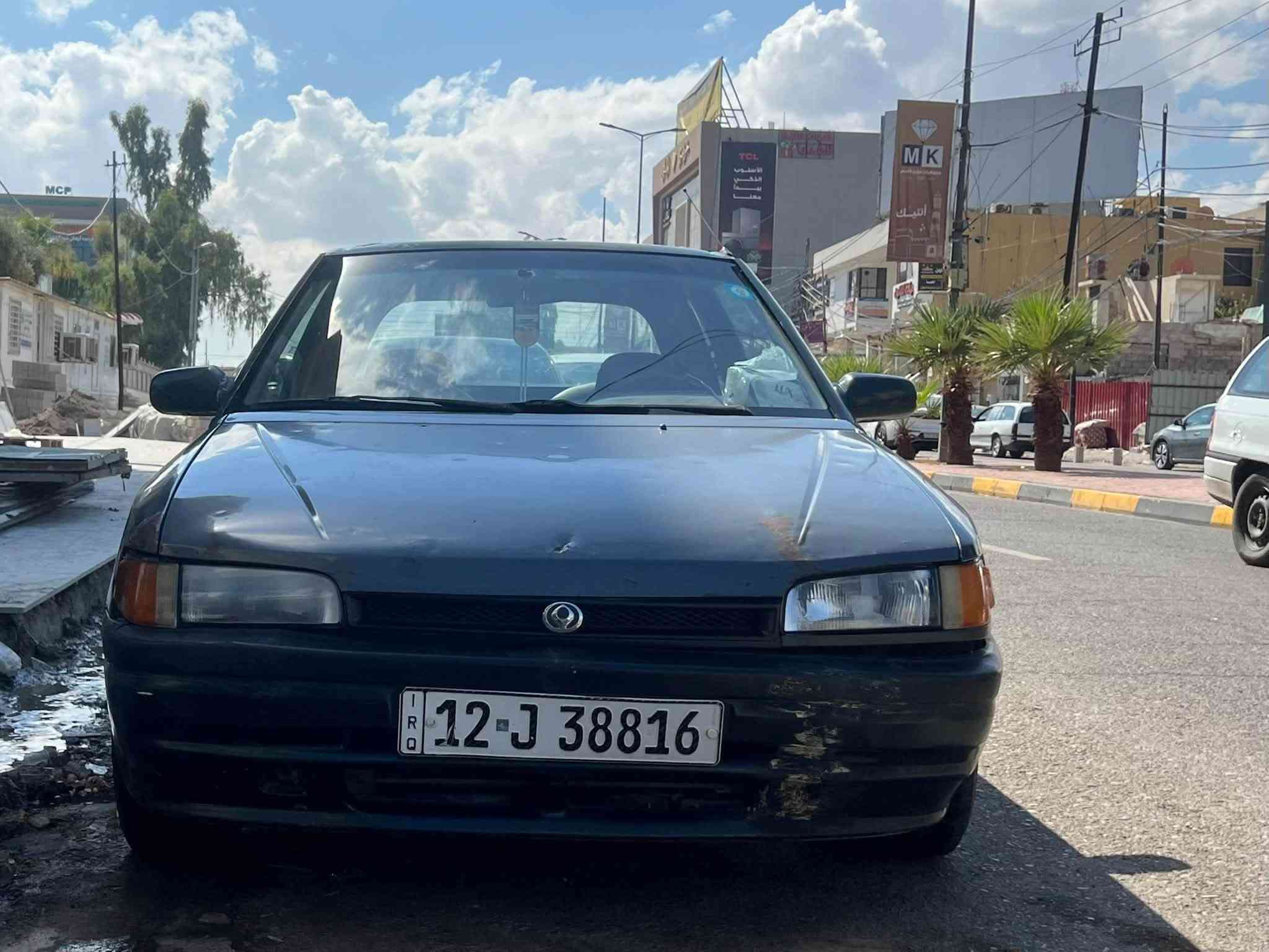 السلام عليكم
مازده ٥٢٠ تك باب
كير توماتيك
مكينه كير شرط
رقم نينوي انكليزي
كابون بانزين
قفل مركزي
جامات كهرب

عنوان السيارة حي المثنى 
السعر ٢٣ ومجال بسيط
***********
***********
