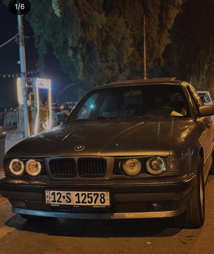 Bmw 525 كير اوتوماتيك
مكينه كبس 
سلايت 
جامات كهرب 
موديل 1995
رقم نينوى انكليزي 
كشنات جلد
سعرها 48 ورقه
***********
واتساب ***********
