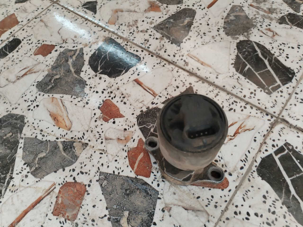 غراض ابيكا للبيع مكاني البياع سويب *********** اكو توصيل
