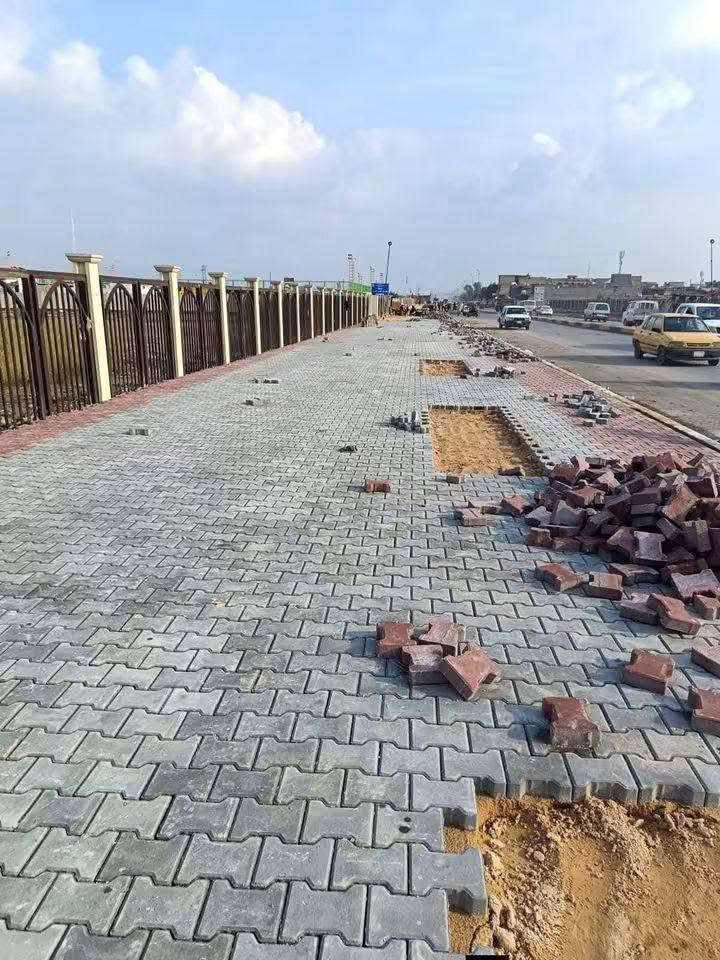 كربلاء المقدسة كادر هندسي لعمل المقرنص والسواقي والكربستون وعمل الساحات والشوارع بدقه عاليه وبارخص الاسعار  ***********
