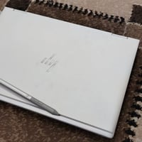 لابتوب وتابلت بيبر مت مع قلم يدعم أكثر من ٤٠٠٠ مستوى لحساسية الضغط ورا...