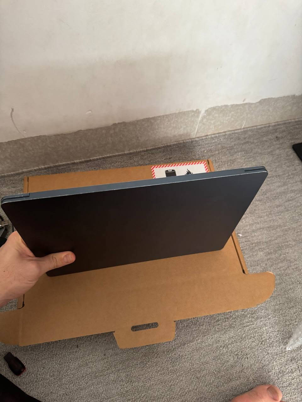 Microsoft Surface Laptop مايكروسوفت سيرفس لابتوب

Surface laptop i5 1036 gen ram 8 hard 128 touch , 365,000
