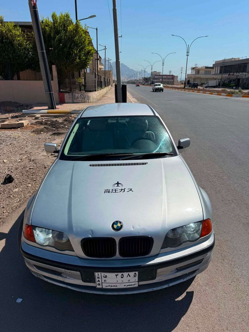 BMW  
گێر تۆماتیک 
گێرو مەکینە بەشەرت
تەبرید بە شەرت
موسو براوە بە شەرت
بۆیاخی نیە
 ڕانیە / ***********
