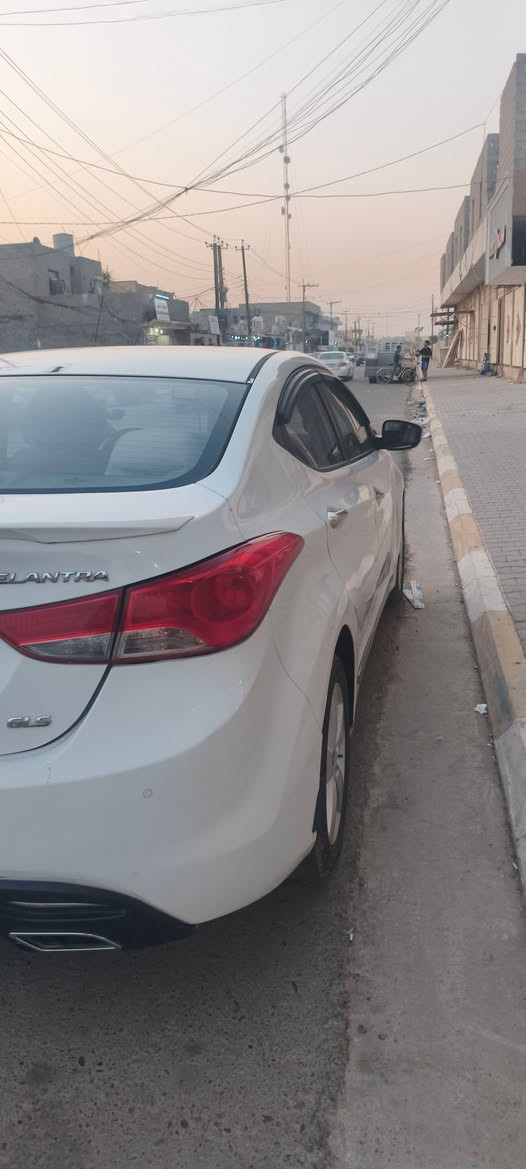 الانترا 12 خليجي محرك 1800
كير محرك شرط سنويه جديد 2031 رقم ربيل بسمي

 بيها صبغ اربع قطع  ابيعك حزام  سعر مناسب

تصل رقم ***********
