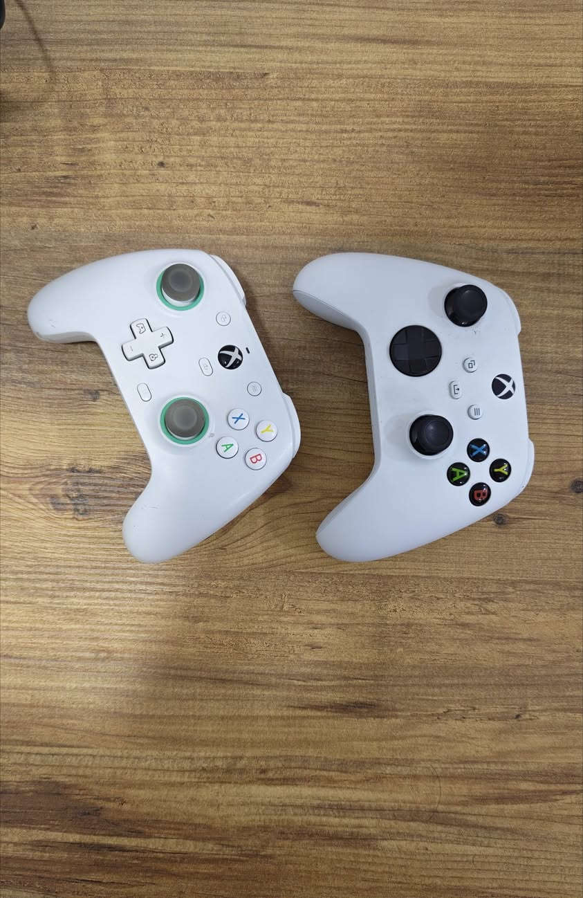 السلام عليكم
جهاز Xbox sereis S مستعمل نظيف جدا مامفتوح بتخزين 512 واصدار 23،
مع 2 جويستك وحده اصلية والثانية كيم سير مع قاعدة وتبريد للجهاز،
مكاني كربلاء حي الوفاء،
وسعره 450 الف وبي مجال،
للتواصل والاستفسار على الخاص او الواتساب 
***********
