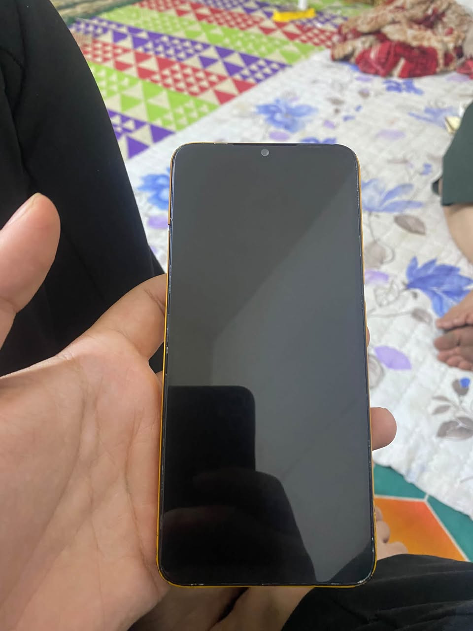 سلام عليكم تكنو كلشي مابي نضيف بس لعدسه وكعت ممثره سعرها ألفين ذاكره ٦٤دبل شريحه سعره ٦٠وبي مجال قليل واتساب ***********
