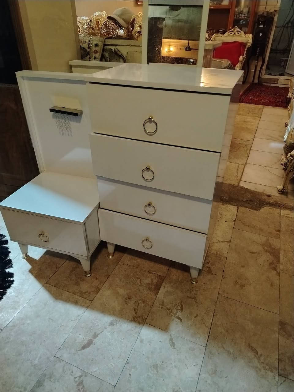غرفه تركيه • البنوك • للبيع