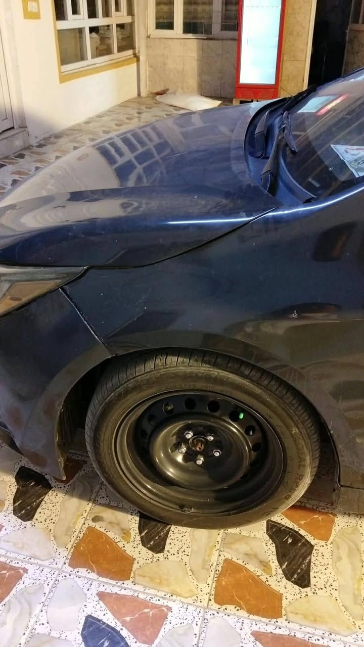 سلام عليكم
كورلا موديل 23 للبيع سعر 108 وبيها مجال قليل 
حادثها من امريكا 5 قطع 
كير مكينه صدر جديد 
مكان سياره ديالى بعقوبة تقاطع قدس 
***********
