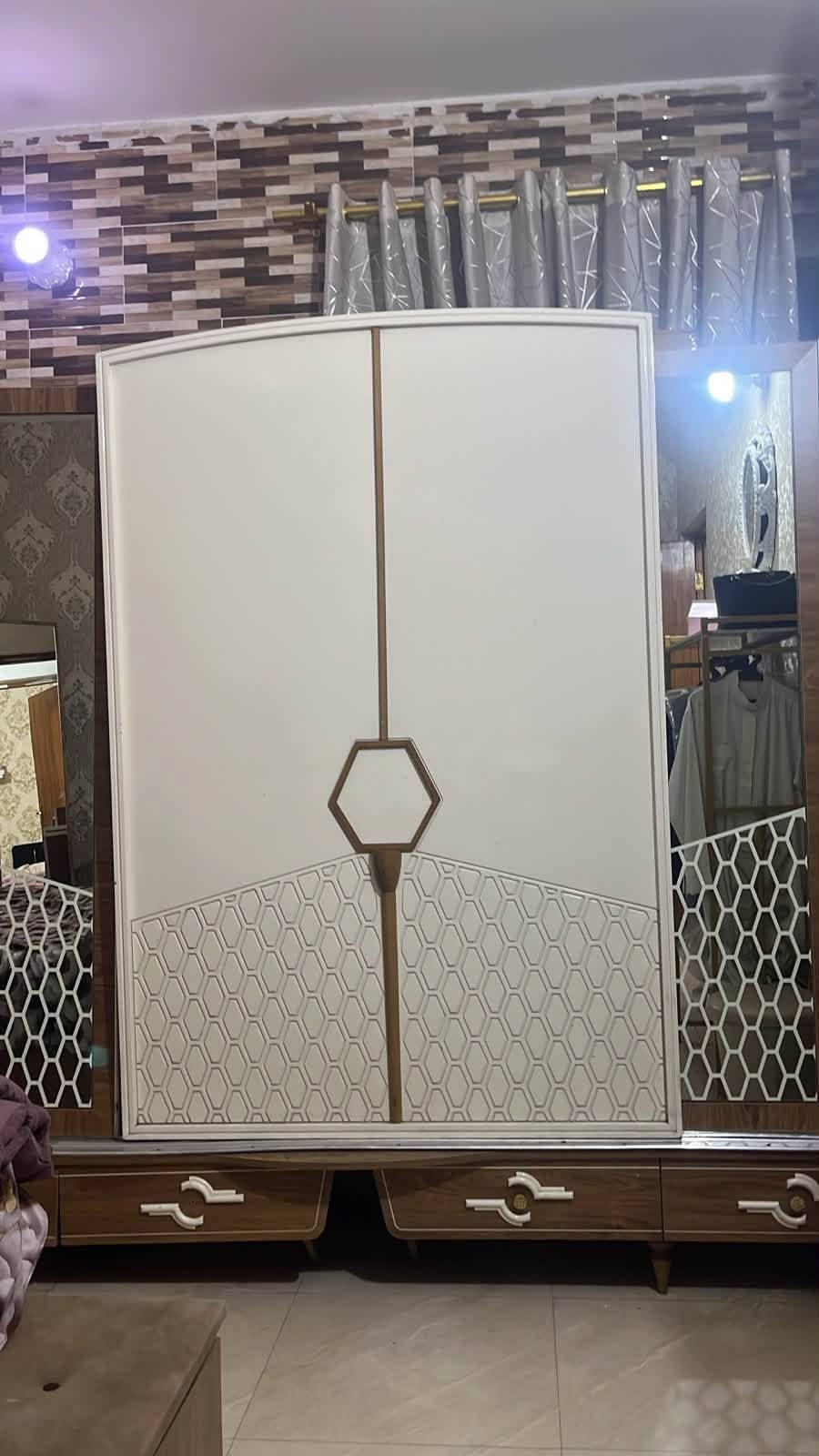 تركي • ٨ قطع • بغداد البلديات
