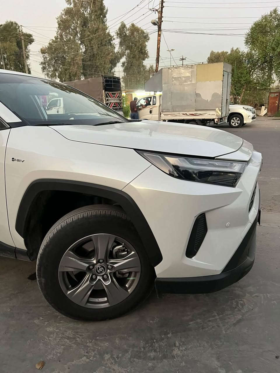 Rav4 2025
وكالة ساز ام الضمان سيارة زيرو ماشيه 10 الاف 
مكفوله كفاله عامه فول عدا الفتحة 
مكاني بغداد ***********
