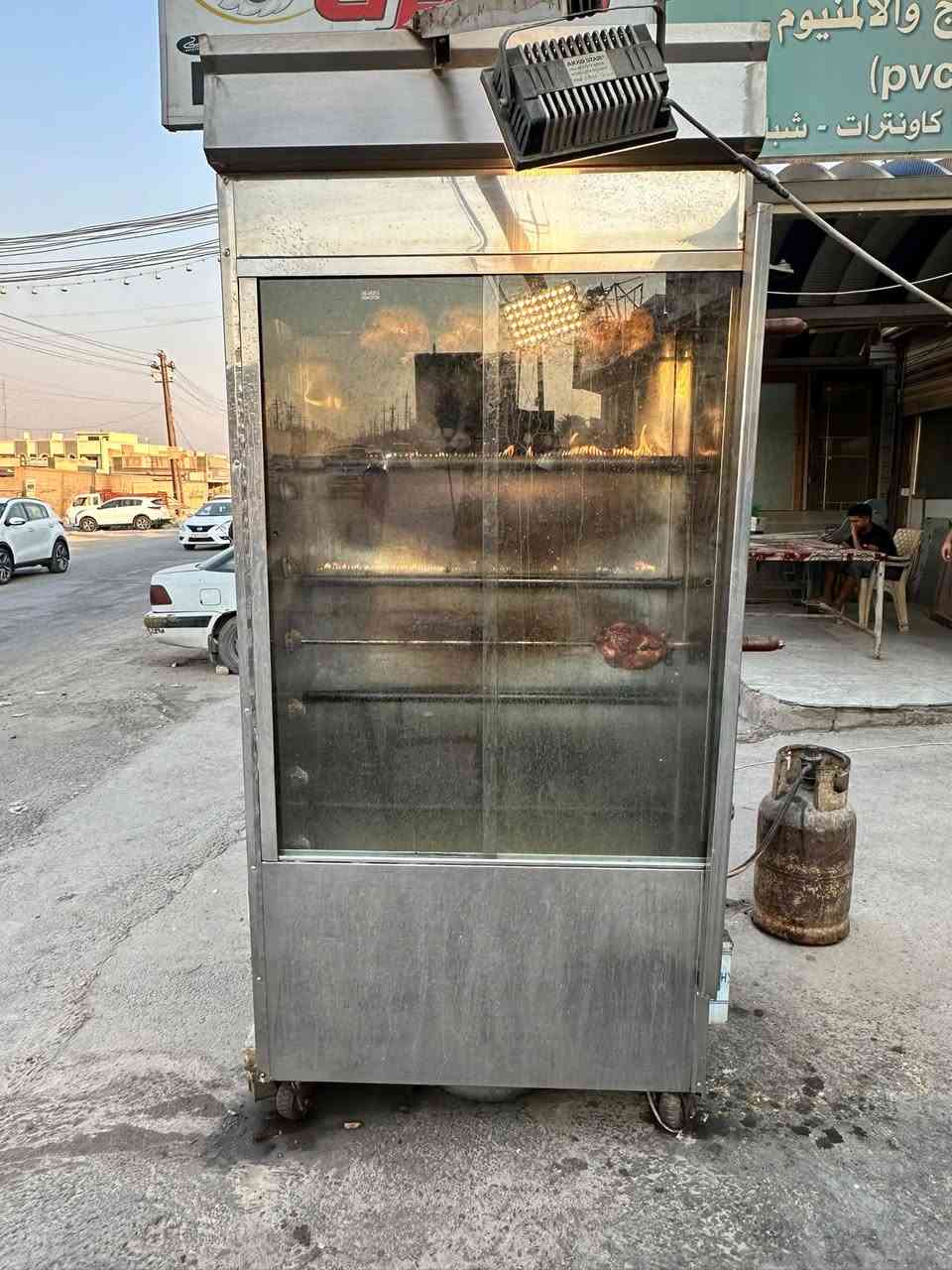 بيع أغراض مطعم جديدة ونضيفه كولش عنوان دورة البوعيثة الستفسار ***********
