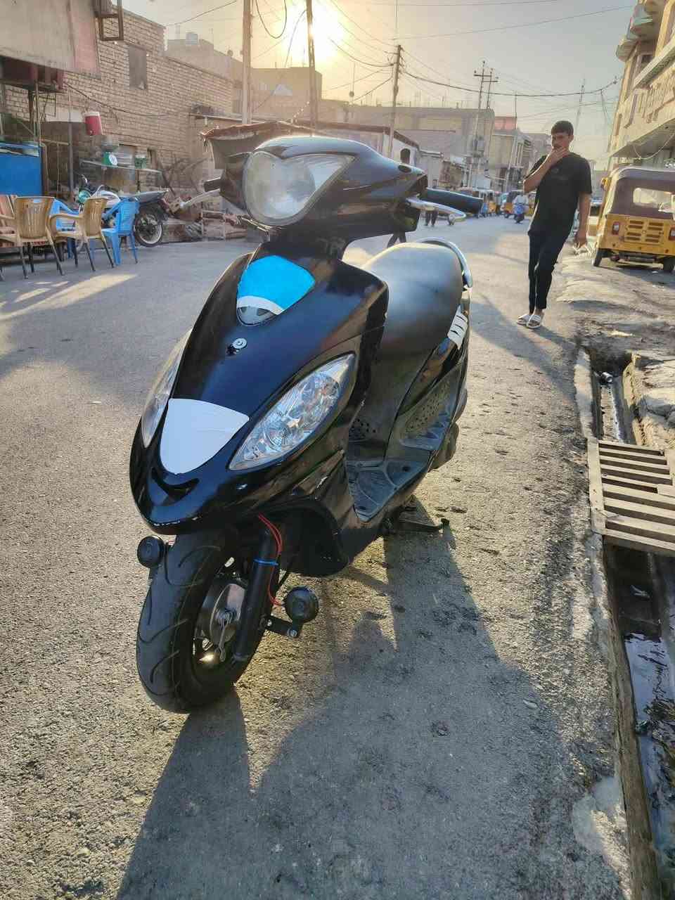 دراجه كامكو البيع مبدل بيه فيت بم سعرها 600 وبيه مجال ناصريه قلعه سكر ***********
