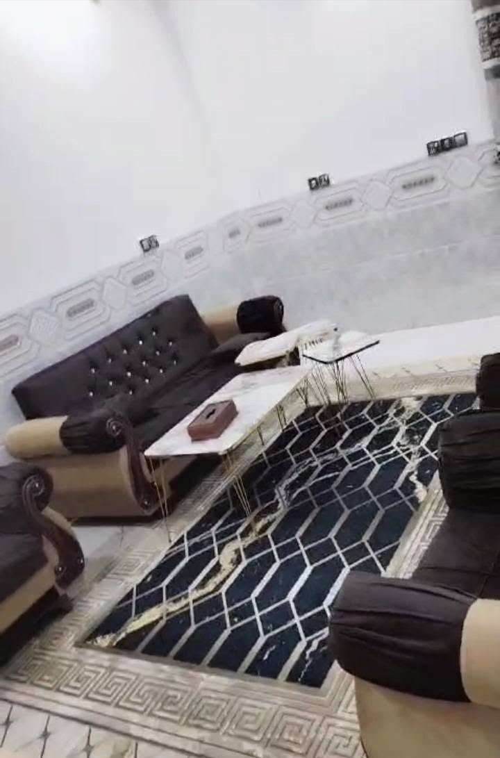 احنه اصحاب الملك مساحة بيتنا 100 متر طابو زراعي
حي ميسان شارع الزوار قرب سكلة الكرعاوي السعر 47 بي مجال سند 25
يحتوي علئ غرفه وصاله ومطبخ وستقبال  
وحمامات داخلي وخارجي ومكشوفات 2
شارع مبلط، 12 متر 
بناء طابوگ وصب كونكريت 
سراميك جداري
بورسلين ارضي وبنأء جديد قريب عن الشارع
 ***********
***********
