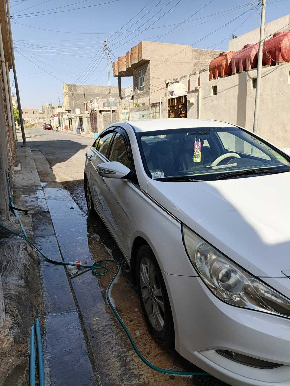سوناتا للبيع موديل 2013 خليجي مكفوله كفاله عامه من الصبغ والمعجون تبريد قطعتين شاشه اندروند تخم تاير ويل كب كامره خلفيه حساسات امامي وخلفي محرك 2400دوش محرك وكير مامفتوحات شرط الفحص والسونار  تحكم ستيرن جهتين منظومه زنون فوول حداديه وجماليه خير من الله احلا من الصوره منظومه رادار امامي  رقم بغداد تحويل مباشر العنوان الانبار الرمادي هاتف ***********ا واتساب فقط لسعر 135وبيه مجال بيكم خير وتدللو
