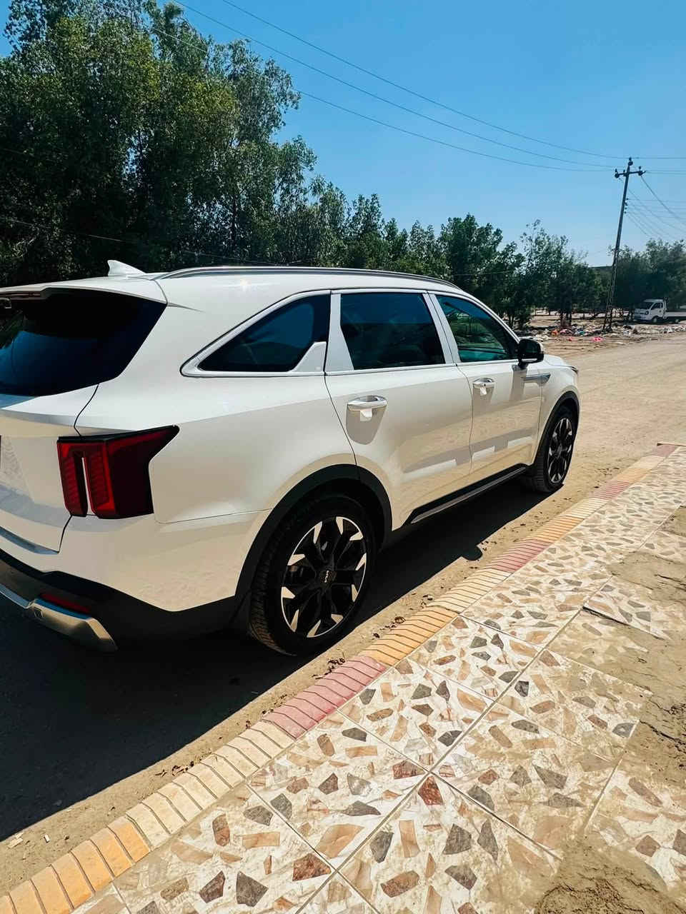 سورنتو 2025
محرك 6V
ماشية 36 الف
كامرتين
داتشو
ويل 20
حساس 360 درجه
كراسي كهرباء
مكفوله كفاله عامه
السعر 300$ وبيها مجال 
***********
بابل / الحمزه الغربي ع
