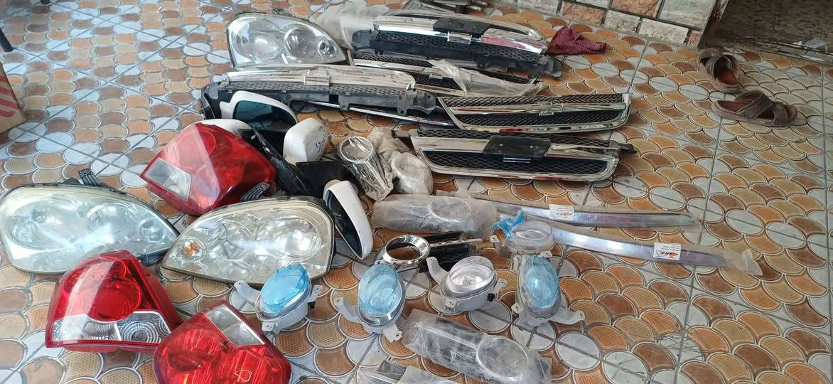 اغراض اوبترا وافيو كلها نظيفه وجويتر اوبترا جديد وبدون برمجه وبلاجكتورات افيو موجود كميه ابيعهن شلع جمله واليحتاج مفرد يتصل ***********
