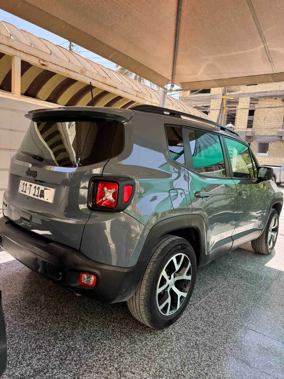 السلام عليكم
🚗 جيب رنكد تريل هوك
موديل 17 
رقم بغداد الماني
بيع فقط اعتذر عن المراوس

السعر ( 110  ) مجال قليل

🔷لون مميز  سمنتي 

🔻فول مواصفات 

🔹 أعلى فئه 

🔴 تريل هوك 4×4

🔹بصمه تشغيل 

🔹بصمه أبواب 
🔹3قطع صبغ بالعراق صارت
      بدون دواخل
🔹ماشيه 110  الف 
🔹محرك ٢٤٠٠
🔹تبريد ثلج منظومة جديدة 
🔹حداديه جديده
🔹دبلات جدد 
🔹منضومه زنون
🔹سياره جاهزه 
☑️تحويل مضمون ومباشر 
📍بغداد العامرية او الدورة   

 ✅تفاصيل أكثر للإستفسار

        ***********☎️
واتساب
