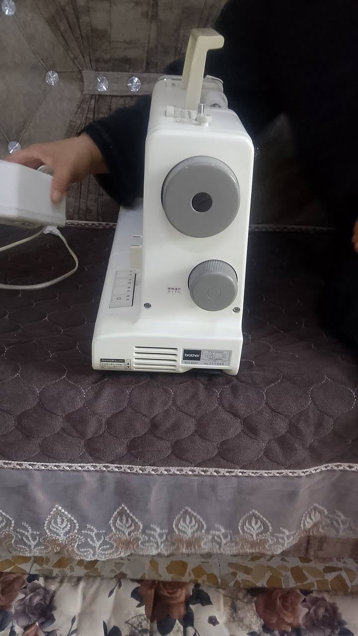 مكينه بلاذر نضيفه جدا سعر 125
