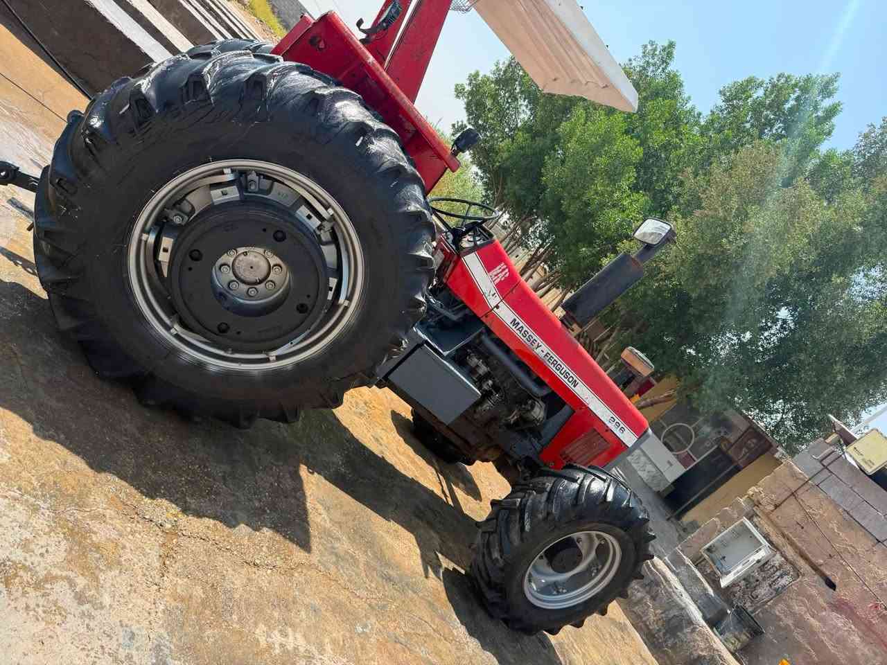 فوركسن  تمساح موديل ١٩٨٩ رقم واسط سنويه ٢٠٢٩شرط تحويل 
واسط قظاء الزبيديه 
***********
***********
