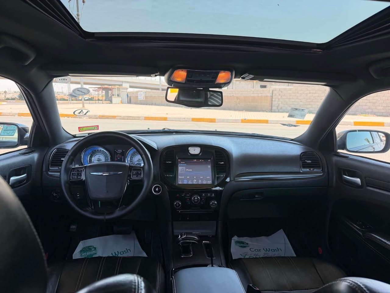 للبيع فقط . بدون مراوس
***********📞
اخوان مكلف بنشر خابر صاحب سيارة.
ماشية فقط 200 الف حقيقي
سعرها 175 ورقة بيها مجال .
سيارة اوباما كرايسلر موديل 2014 اس فول
محرك گير اكسل تبريد صدر كلة بشرط 
سيارة فول مواصفات بنورامة دمام خلفي
بصمة تشغيل شاشة جبير شفات ستيرن
كشنات حضن ويل اصلي مكسيكي تاير جديد
سيارة بيها باب مبدل اصلي هلال صبغ سونر موجود 
بدون دواخل رقم سنوية هزة كلة جديد بسمي 
بجم امامي خلفي كبس استخدام شخصي مال جناي كركوك, العراق
