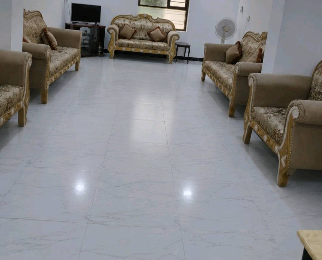 طقم قنفات10مقاعد بحالة ممتازة نظيف ومابي اي ضرر شغل درجة أولى استعمال قليل المكان بغداد  العامرية  للتواصل ***********
  السعر550
