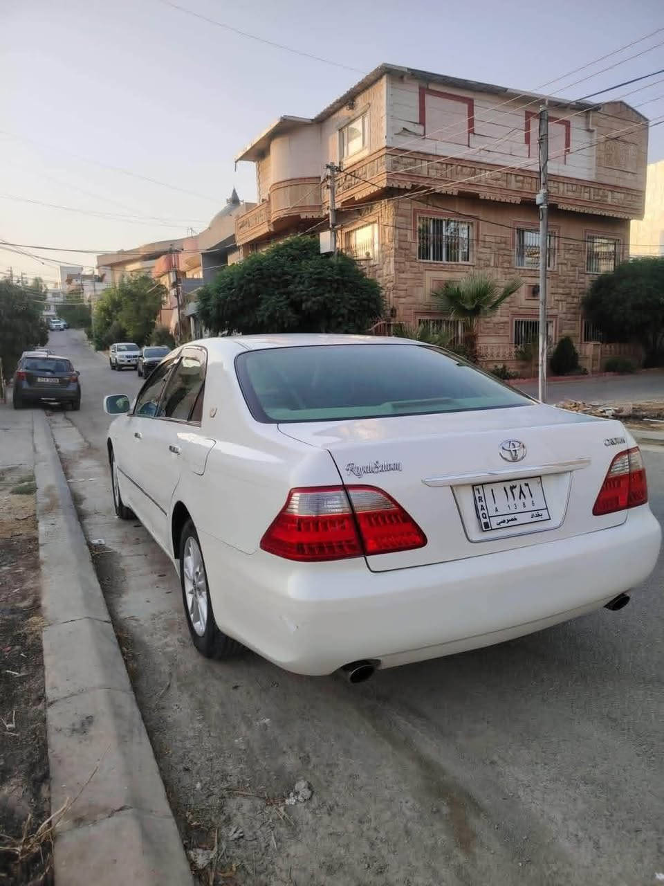 سەرەتا بەناوی خوای گەورە 
شاهینە ساغ ساغ  شتی هەلگیراو 
مۆدیل 2007 بەسمە رەساسی
مەکینە 180  
مەکینە بچوک گێر گەورە مەغوبی بازاڕ 
چوار دگمە  و پەردە 
ناوزەردی ساج مەلەکی 
دعدل سورعە 
تەبرید و شاشە مەزبوت
گێر و مەکینە ئەکسل بە شەرت 
سەقفی شوشەیە 
سەیارەکە پێویست بە وەسف ناکا خۆی دیارە سەیارەی ماڵانە 
یەک دینار مەسرەفی نیە 
دەعمی نیە هیچ 
سبوخیش سۆنەرەکەیم داناوە

سعریش 85 گەڵاو یەک تۆز مەجال
***********
