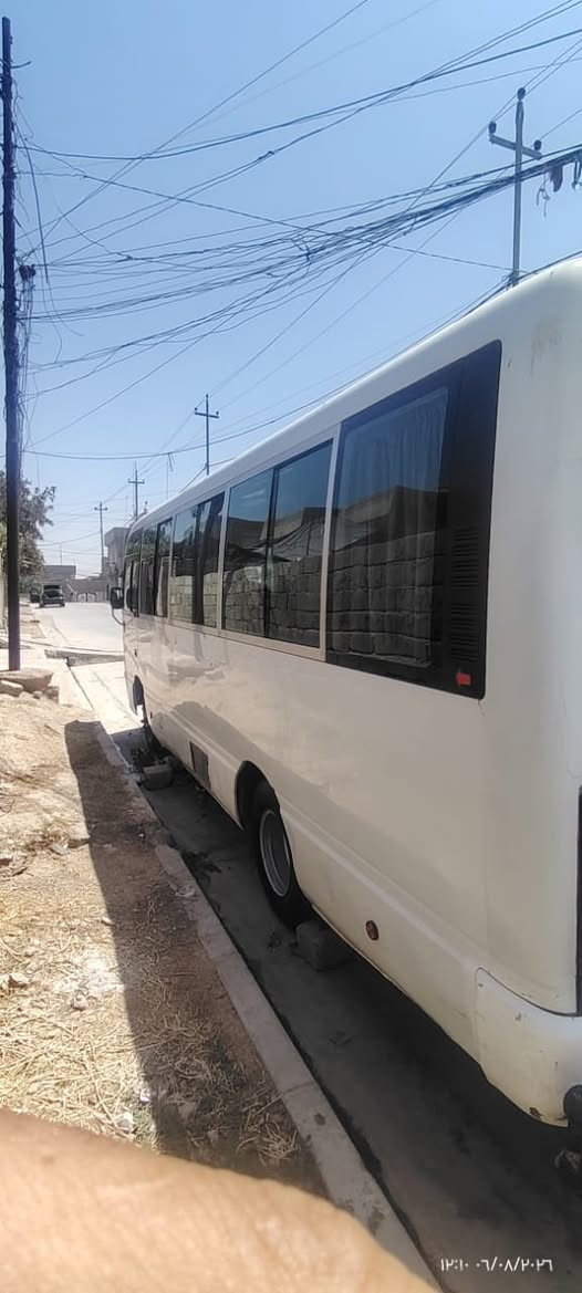 كوستر نيسان للبيع موديل 2002 مكينه شرط قبل اسبوعين عمرته كير اكسن خير من الله شرط تحويل التواصل ‭***********‬
