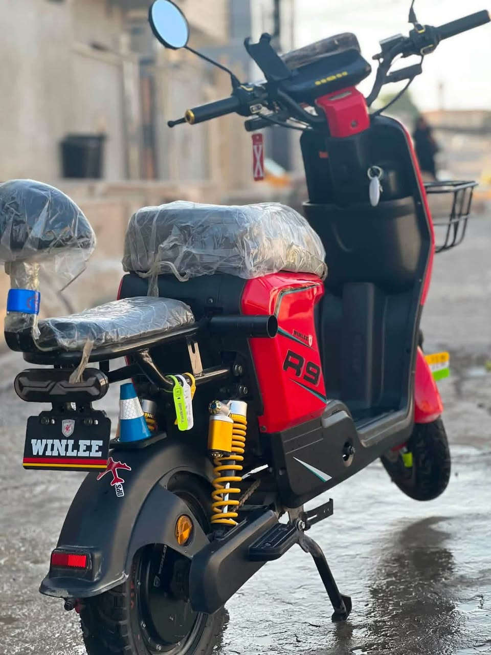 سلام عليكم للبيع آر ٩ جديد مستخدم اقل الشهر موديل ٢٠٢٦ WENLI بطاريات شرط الفحص للستفسار ***********
