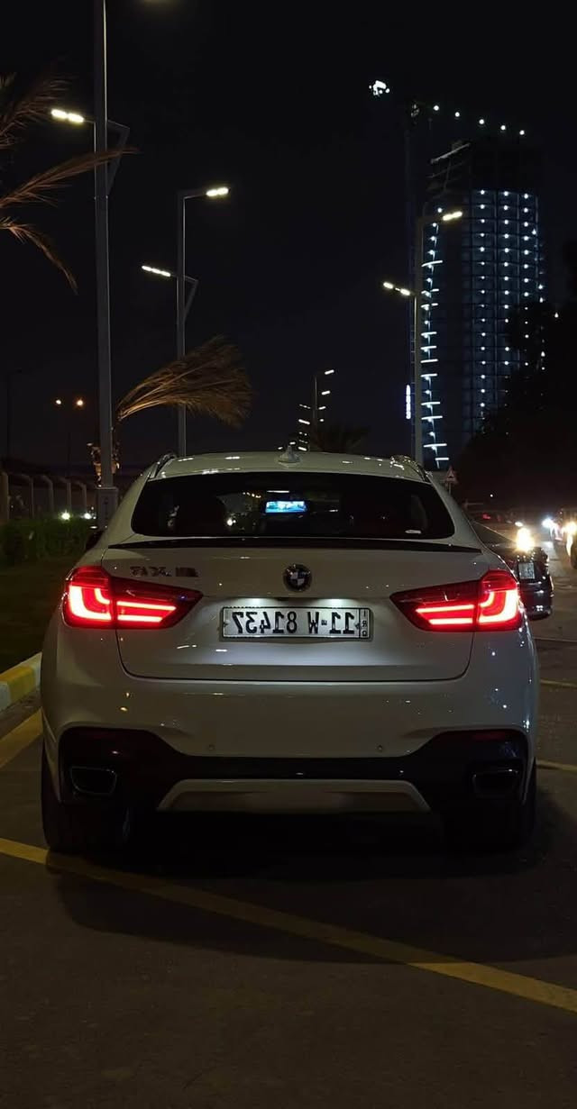 السلام عليكم بيع او مراوس bmw 2018 وفوك ناصيه
BMW X6 2018 سياره خليجيه 
ماشيه 101 الف
مواصفات 
اربع ابواب شفط
داتا شو 
صندوك كهرباىي 
سماعات هارمنكاردن 
ام بكج بلاد من شركه 
لايت تفاعلي
داخل ماروني
كاميرات 360 
حساسات تفاعليه ويه الازدحامات مع الكاميرات 
شاشات خلفيه
دخول ذكي اربع ابواب فتح وقفل
سياره فحص يم الوكاله صدر جديد 
تايرات جديده
نصبتها كلش حلوه التايرات الخلفيه حجم 315

سياره وكاله مملعوب بيها طلع 320 حصان
بيها باب الخلفي مبدل نفس اللون  
كير مكينه مكفوله 
صور سونار البدي حنزلها ويه الصور
السعر 280
***********
مكان السياره بغداد الغزاليه
