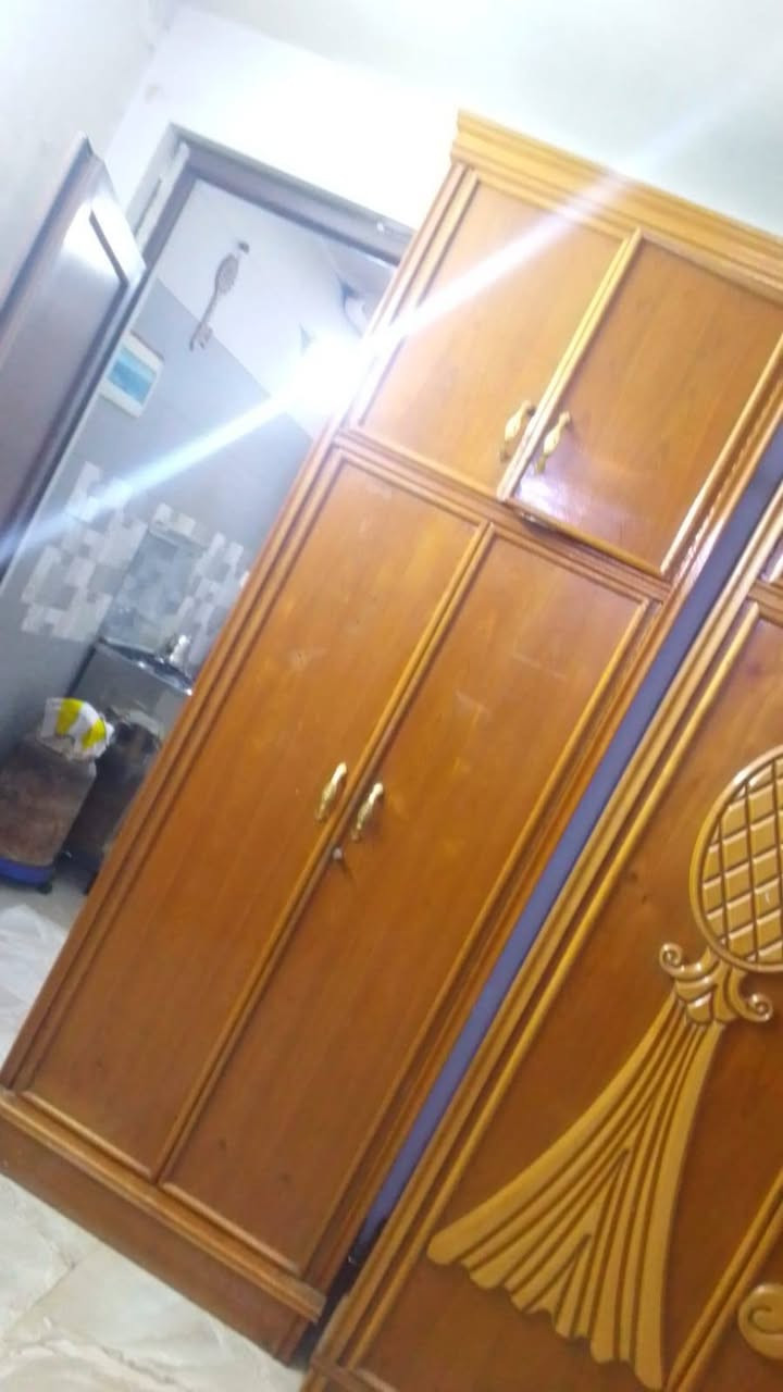 غرفه صاج للبيع للي يريد يتصل واتساب ***********
