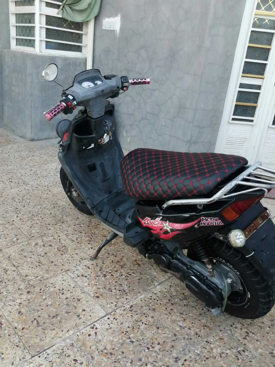 سلام عليكم دراجه اكزز جبلي يباني بس الجنياها يعرفها درجه فول برغي مامفتوح بيه وين ميعجبك افحص السعر 650وبيها مجال ترهم امراوس ابكير /ملاحضه مو شراي لتخابرني/*********** بي وتساب
